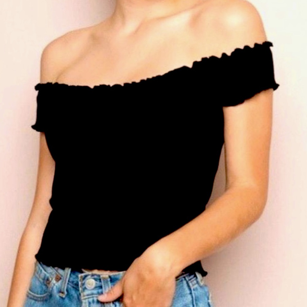 Brandy Melville Women’s Shirt